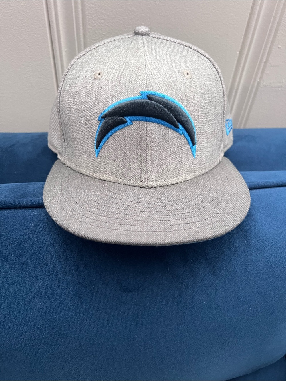 Gray Fitted 59Fifty Chargers Hat Size 7 3/8